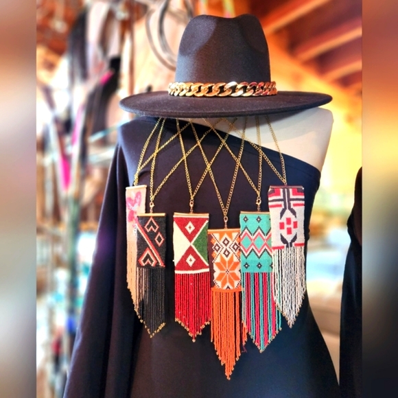 Blue and Red Beaded Tapestry Necklace with Goldtone Chain - Picture 1 of 11